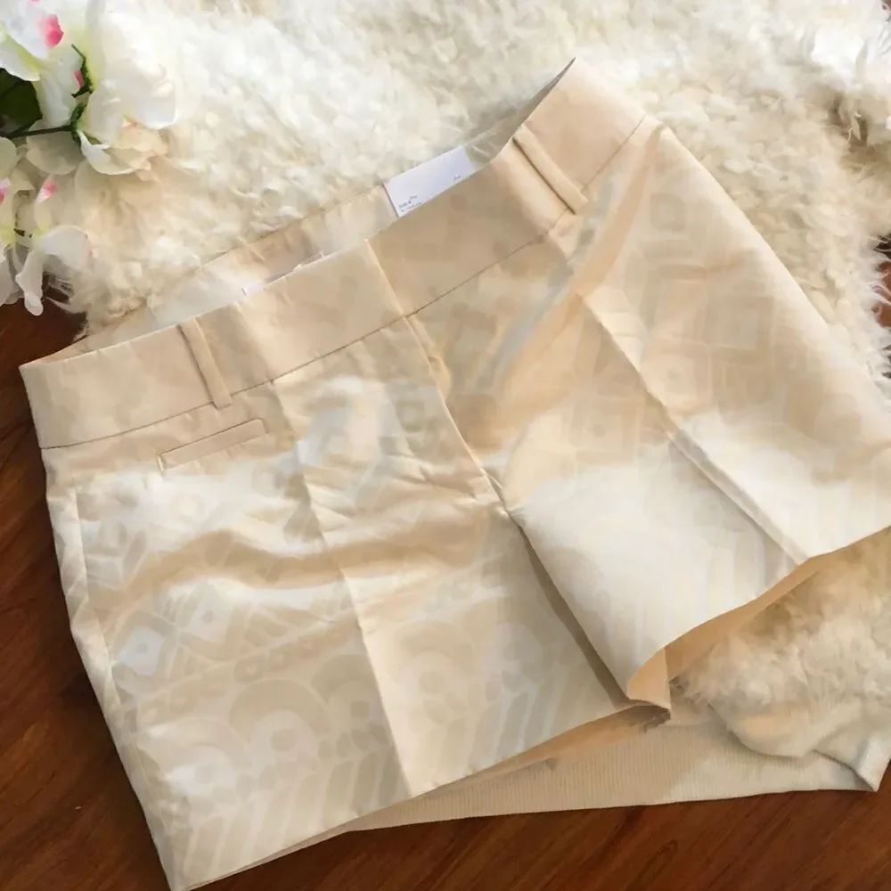 NWT Ann Taylor Loft Cream shorts”The Riviera” 6